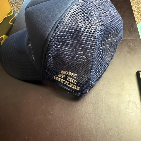 GBC NY “Home of The Hustlers” Trucker Hat. (Yankee Blue) - Picture 4 of 4